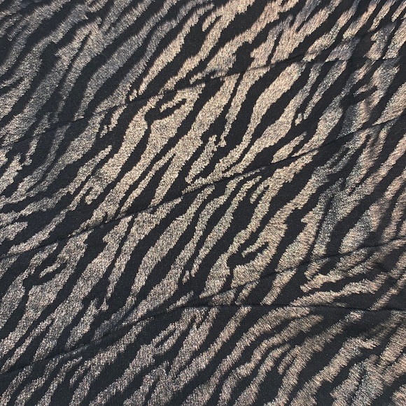 Black / Pewter Metallic Zebra Rib Knit Bodycon Mini Skirt - Picture 7 of 14